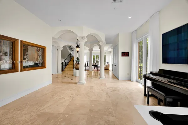 $5,900,000 | 3471 Main Highway, Unit 619, Miami, FL 33133