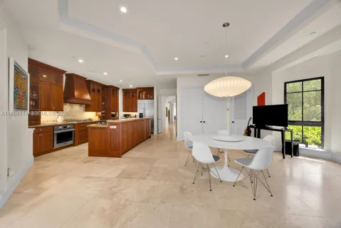 $5,900,000 | 3471 Main Highway, Unit 619, Miami, FL 33133