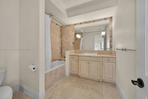 $5,900,000 | 3471 Main Highway, Unit 619, Miami, FL 33133