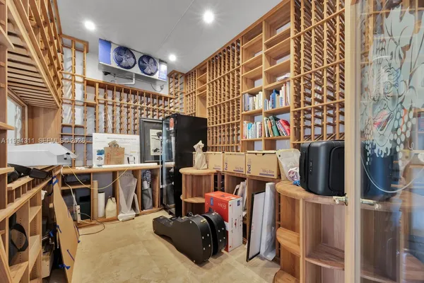 $5,900,000 | 3471 Main Highway, Unit 619, Miami, FL 33133