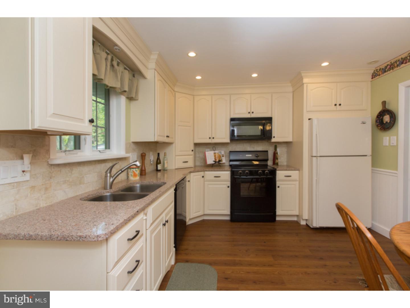 1018 Waltham Road Berwyn, PA 19312 - Photo 8 of 25 Kitchen