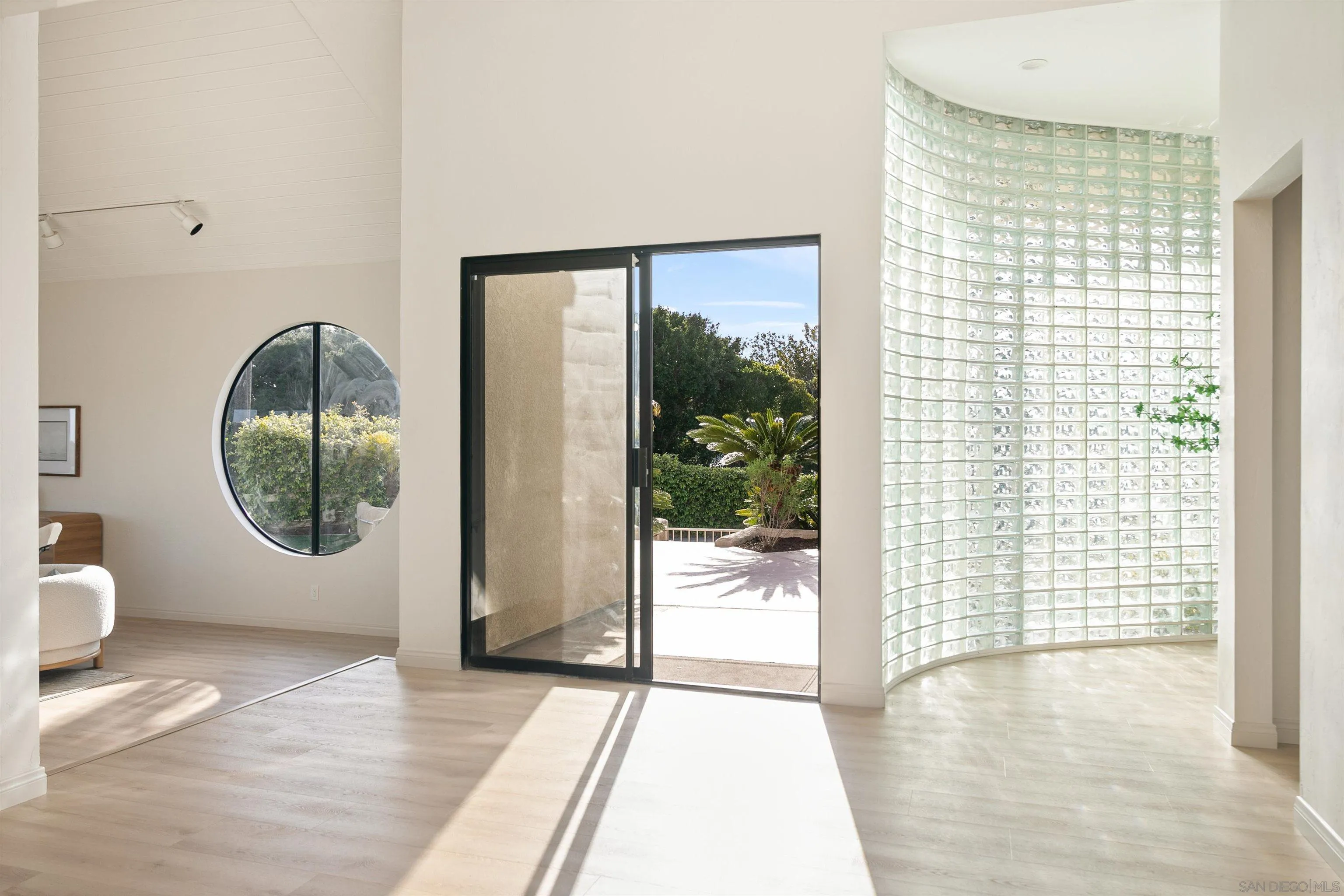 1050 Solana Drive Del Mar, CA 92014 - Photo 15 of 75