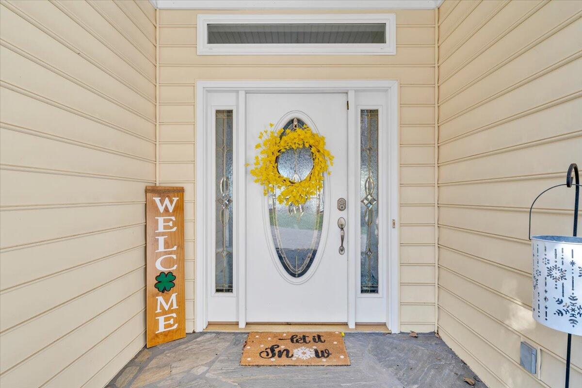 1892 Morewood Road Hardy, VA 24101 - Photo 5 of 82 Front Entry