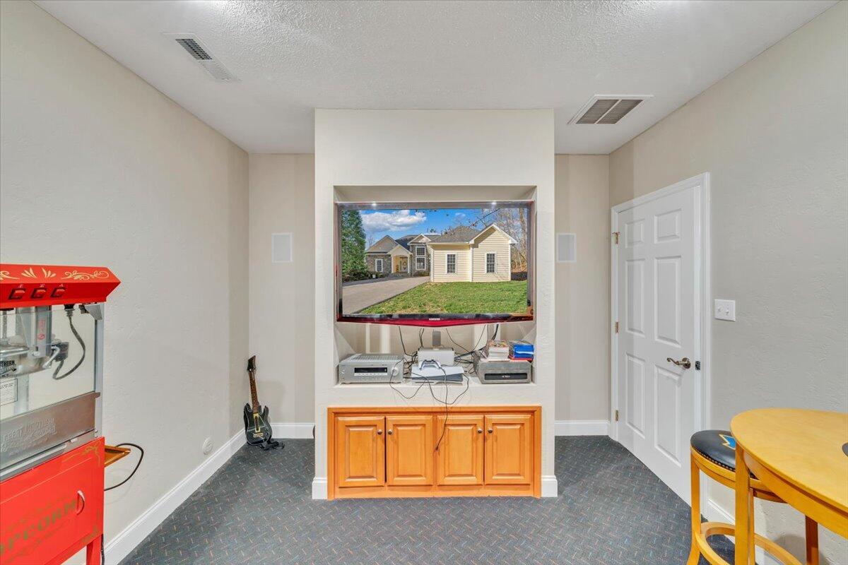 1892 Morewood Road Hardy, VA 24101 - Photo 53 of 82 058-MIB05434