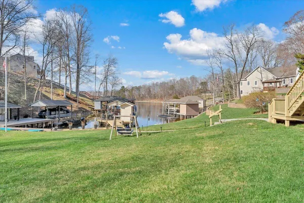 $999,900 | 1892 Morewood Road, Hardy, VA 24101