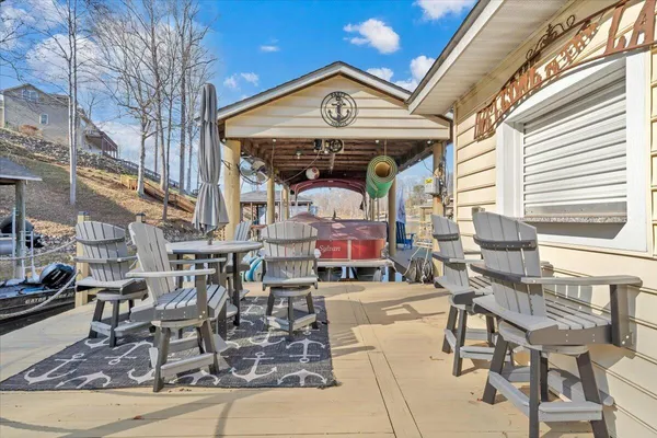 $999,900 | 1892 Morewood Road, Hardy, VA 24101