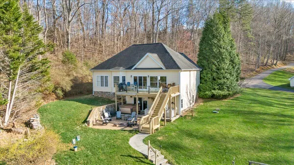 $999,900 | 1892 Morewood Road, Hardy, VA 24101