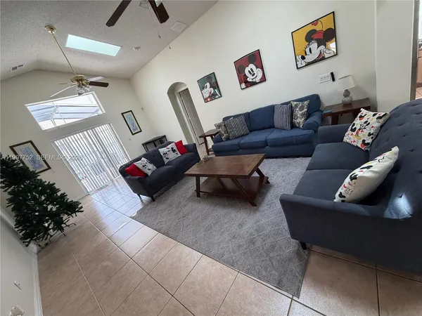 $3,000 | 2515 La Jolla Trail, Kissimmee, FL 34747