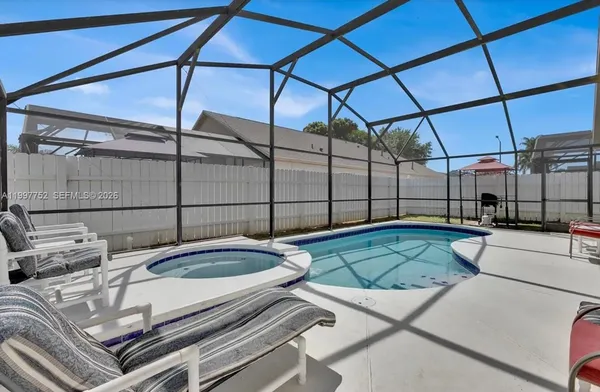 $3,000 | 2515 La Jolla Trail, Kissimmee, FL 34747