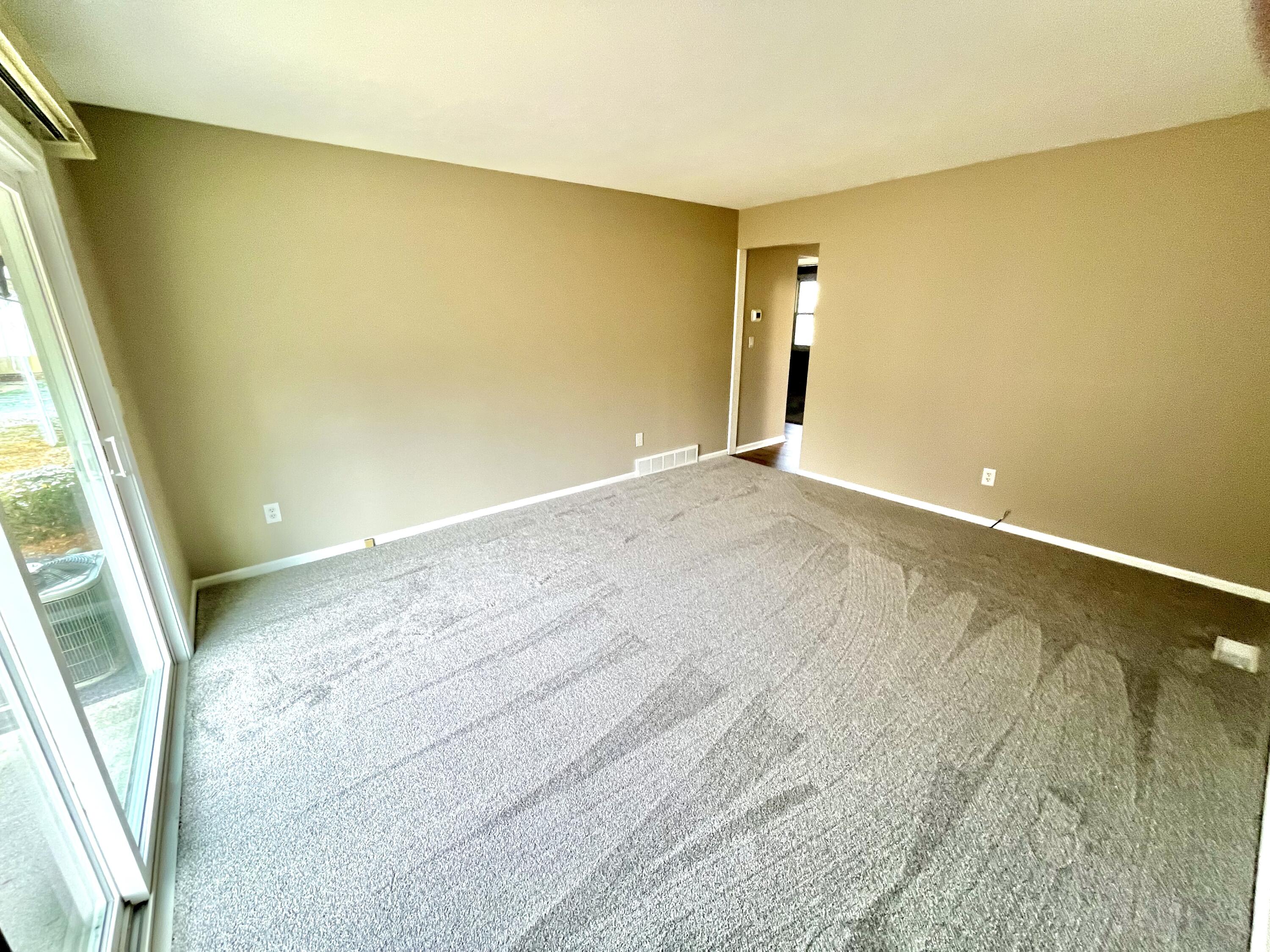 1002 Village Lane Jenison, MI 49428 - Photo 12 of 21 IMG_2727