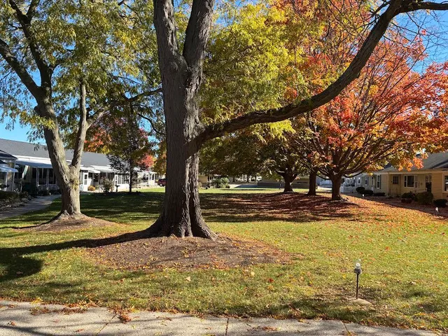 $160,000 | 1002 Village Lane, Jenison, MI 49428