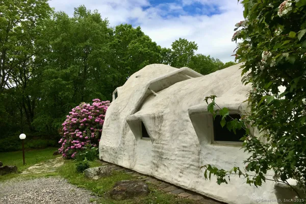 $1,495,000 | 11 Day Road, Cornwall, CT 06754