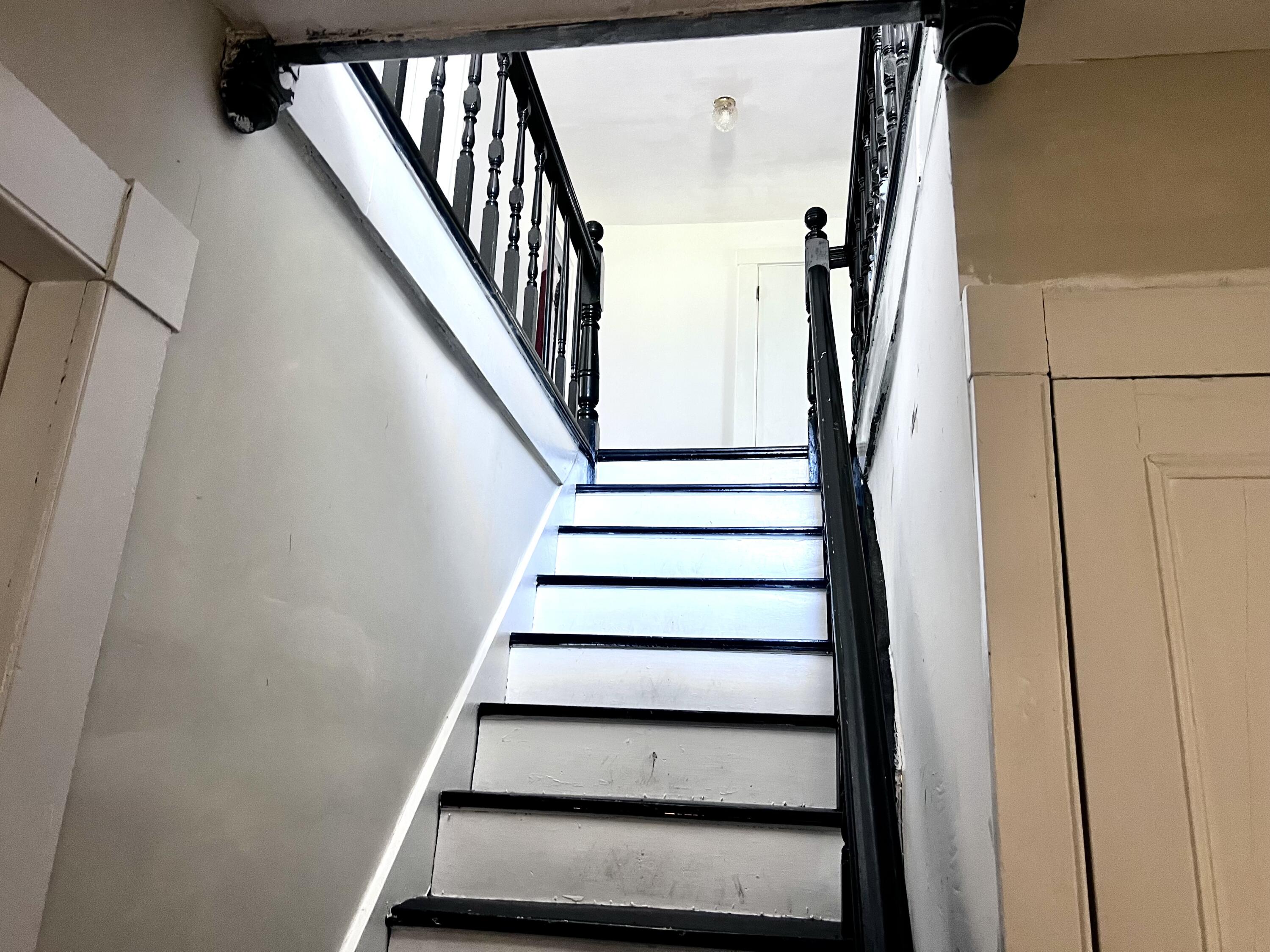 28 Vienna Road Chesterville, ME 04938 - Photo 22 of 37 Stairs