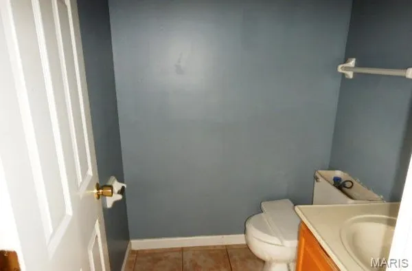 $350,000 | 1545 Greenfield Crossing Court, Ballwin, MO 63021