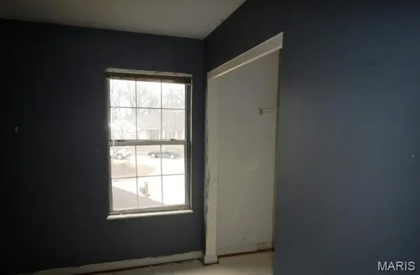 $350,000 | 1545 Greenfield Crossing Court, Ballwin, MO 63021