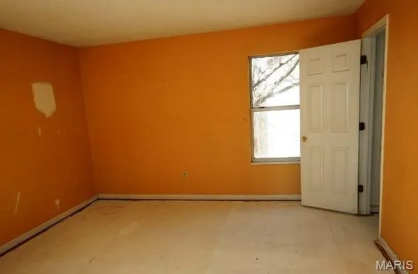 $350,000 | 1545 Greenfield Crossing Court, Ballwin, MO 63021