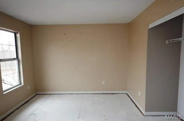 $350,000 | 1545 Greenfield Crossing Court, Ballwin, MO 63021