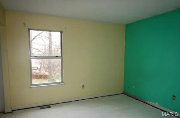 $350,000 | 1545 Greenfield Crossing Court, Ballwin, MO 63021