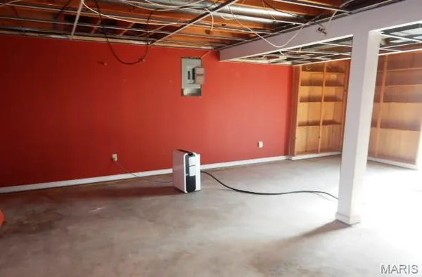 $350,000 | 1545 Greenfield Crossing Court, Ballwin, MO 63021