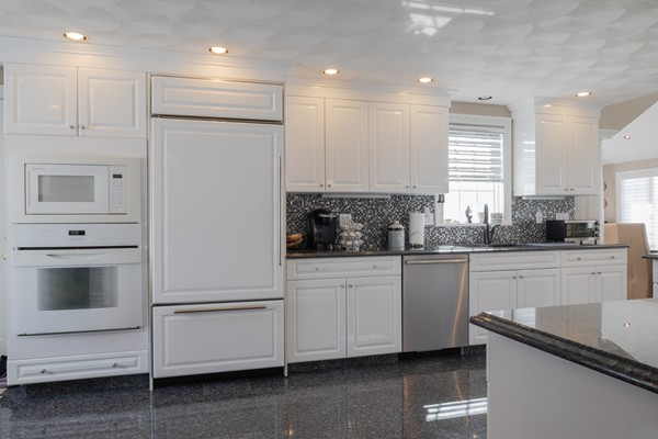 2 Fox Run, Unit 2 Middleton, MA 01949 - Photo 12 of 30 Gallery Image 12