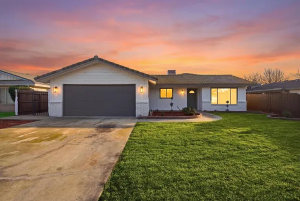 $410,000 | 2377 Tammy Lane, Selma, CA 93662