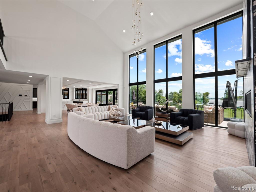 2575 Hiller Road West Bloomfield, MI 48324 - Photo 7 of 50 Gallery Image 7