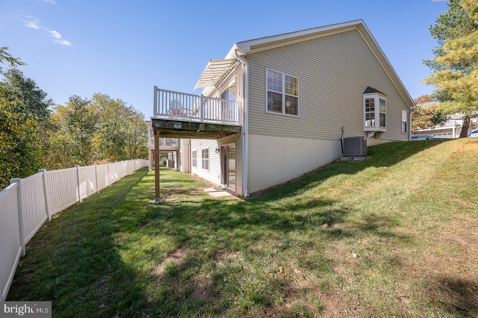 1521 Snead Green Springfield, PA 19064 - Photo 25 of 26 Outside back