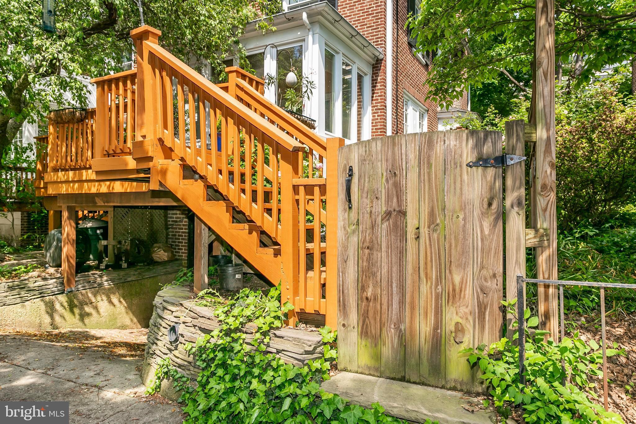 3952 Cloverhill Road Baltimore, MD 21218 - Photo 49 of 65 Private Entrance to Back Yard