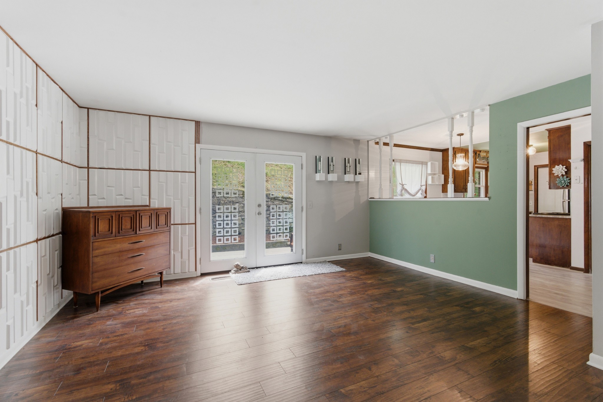 557 Holt Valley Road Nashville, TN 37209 - Photo 11 of 50