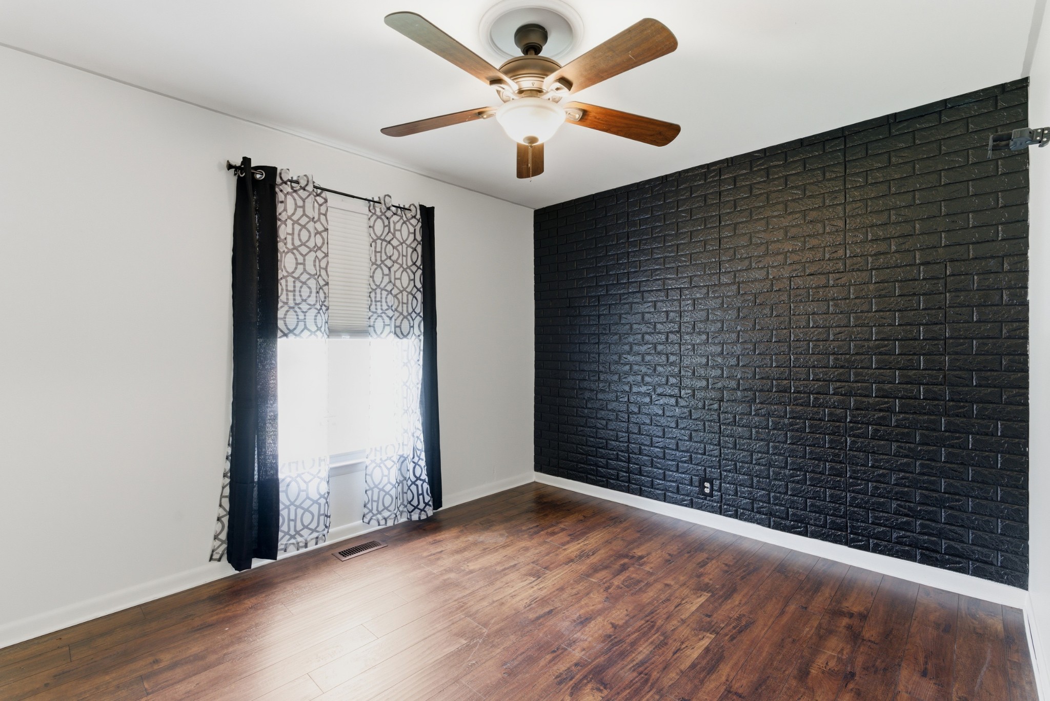 557 Holt Valley Road Nashville, TN 37209 - Photo 25 of 50