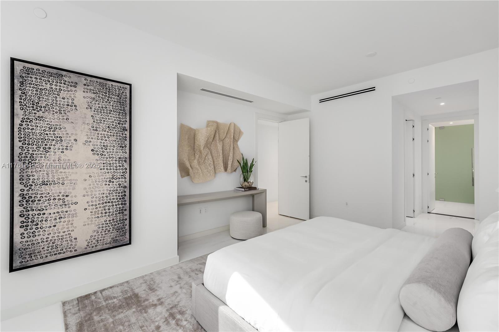 300 Biscayne Blvd Way, Unit 2802 Miami, FL 33131 - Photo 19 of 77