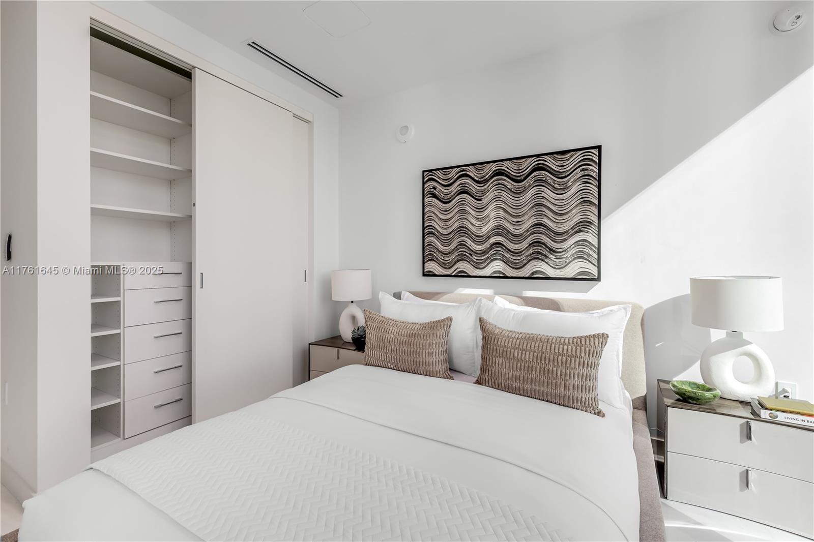 300 Biscayne Blvd Way, Unit 2802 Miami, FL 33131 - Photo 29 of 77