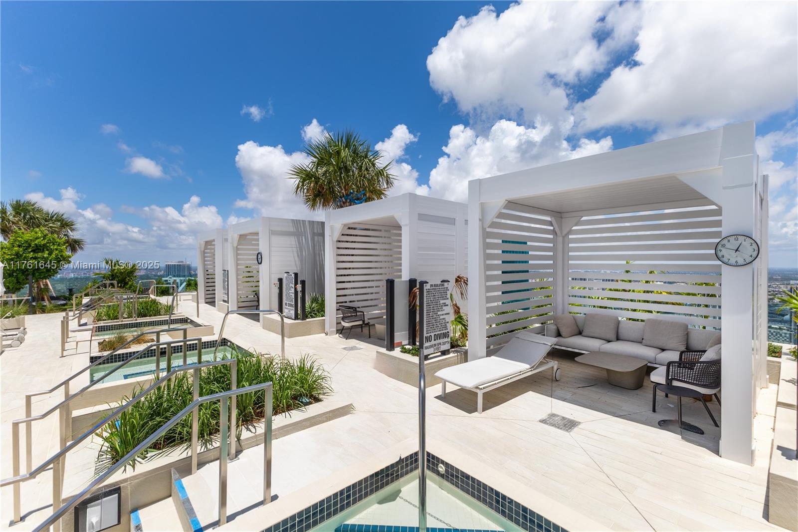 300 Biscayne Blvd Way, Unit 2802 Miami, FL 33131 - Photo 40 of 77