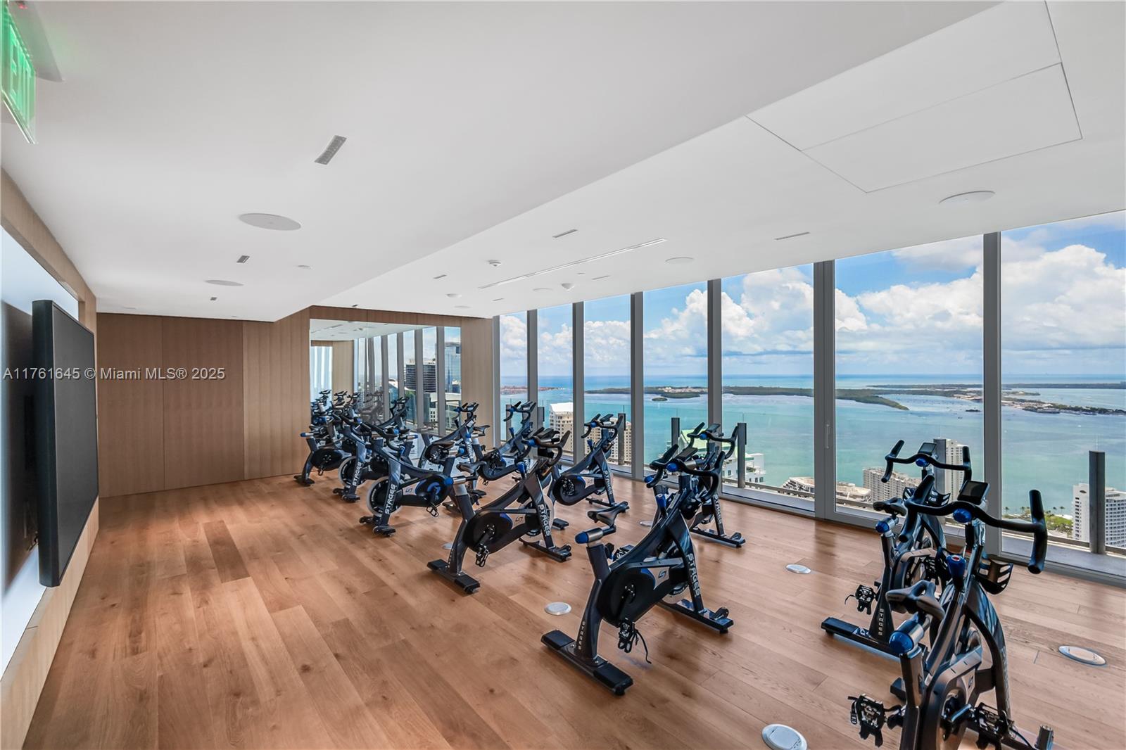 300 Biscayne Blvd Way, Unit 2802 Miami, FL 33131 - Photo 53 of 77