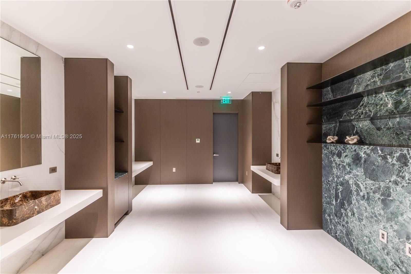 300 Biscayne Blvd Way, Unit 2802 Miami, FL 33131 - Photo 65 of 77