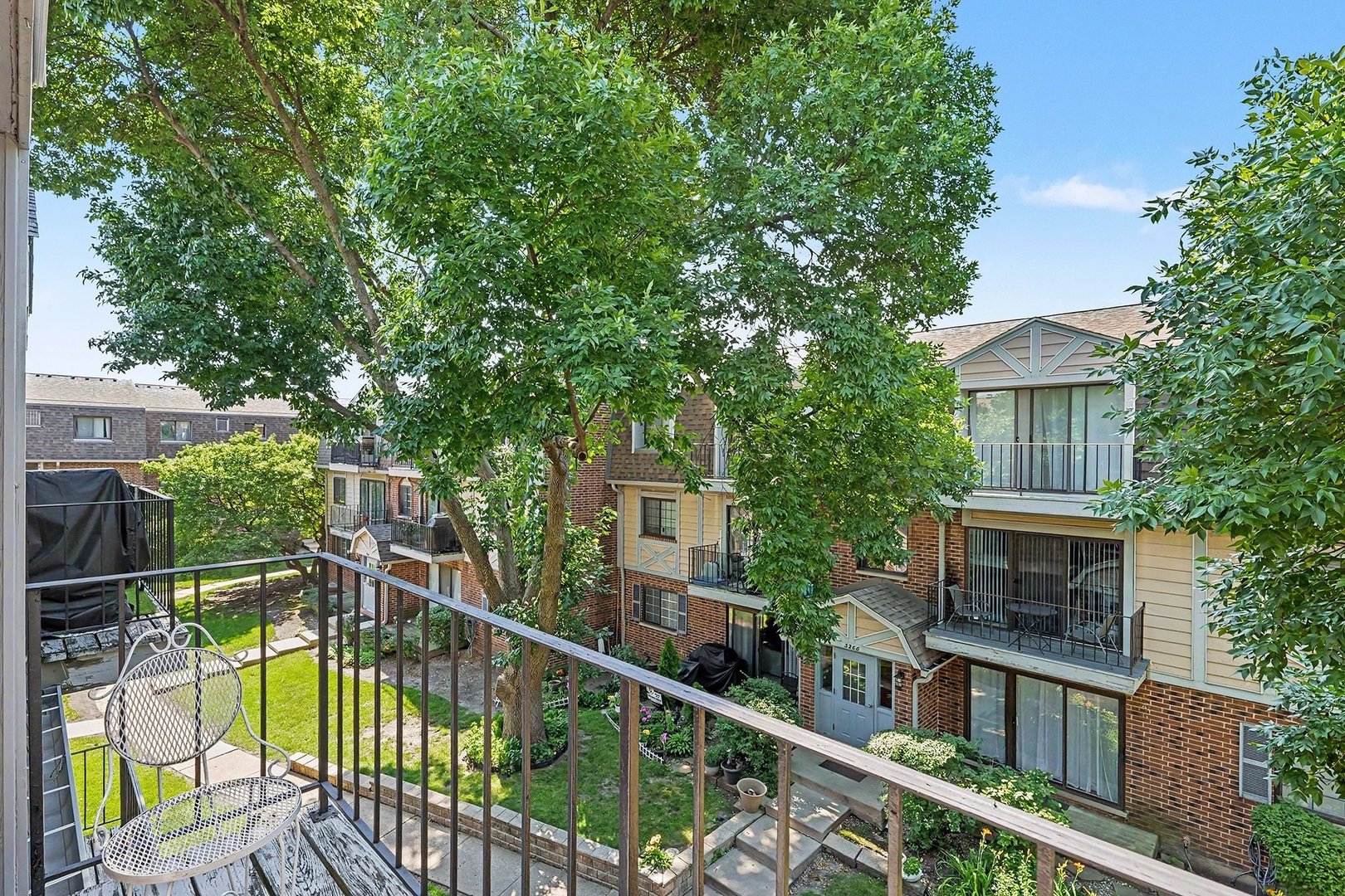 3256 Sanders Road, Unit 4E Northbrook, IL 60062 - Photo 4 of 23