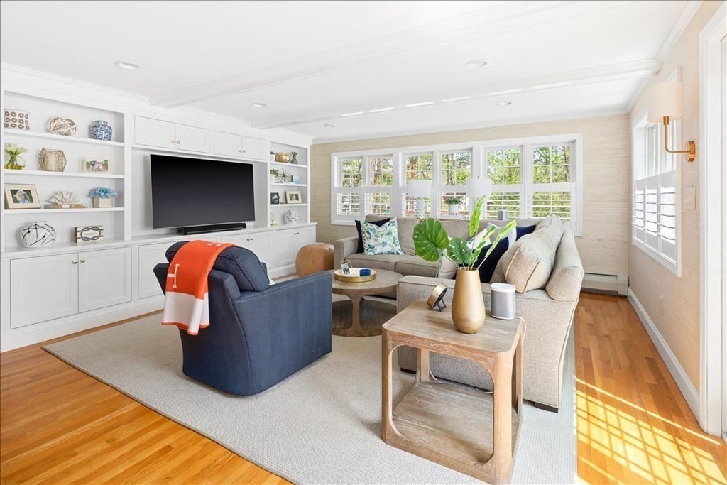 3 Sycamore Lane Hingham, MA 02043 - Photo 11 of 41