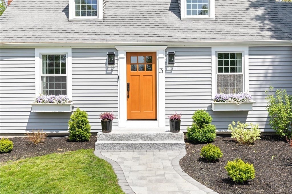 3 Sycamore Lane Hingham, MA 02043 - Photo 3 of 41