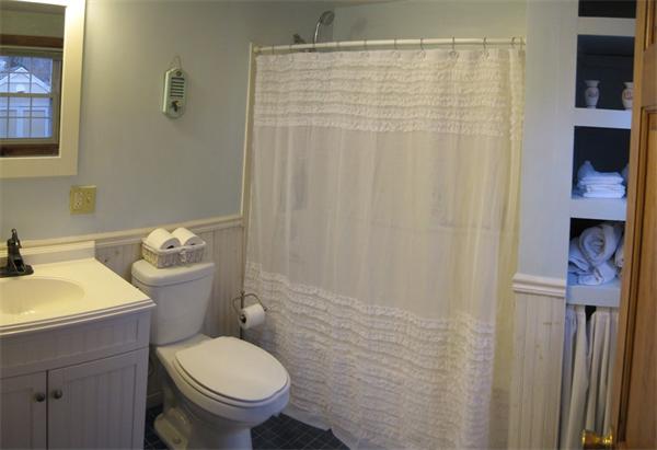 4 Knoll Road Hopkinton, MA 01748 - Photo 12 of 22 Gallery Image 12