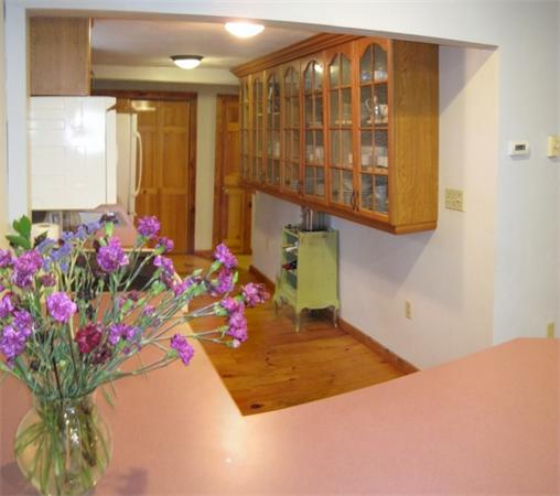 4 Knoll Road Hopkinton, MA 01748 - Photo 7 of 22 Gallery Image 7