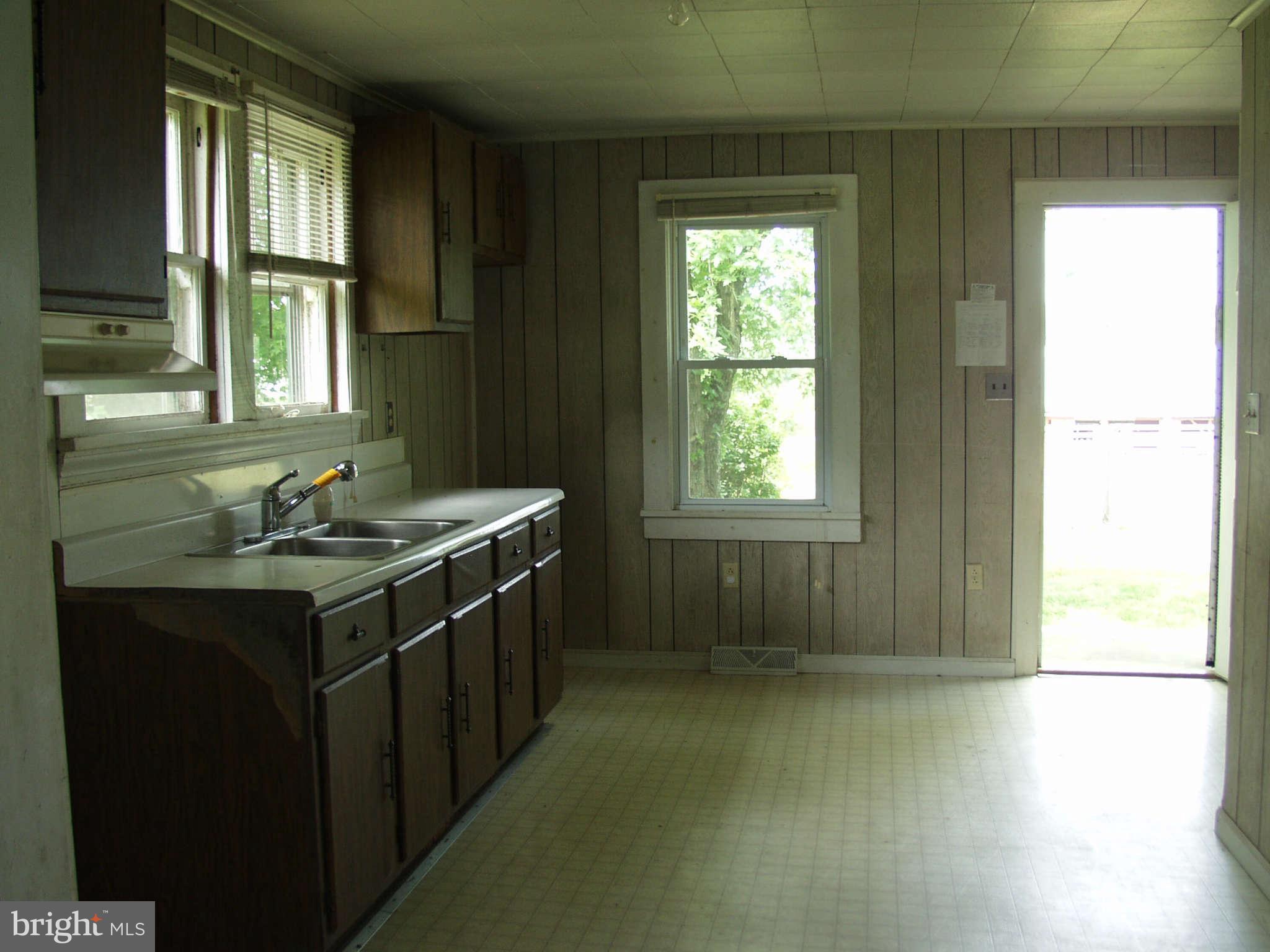 486 Marple Road Winchester, VA 22603 - Photo 14 of 22 Kitchen
