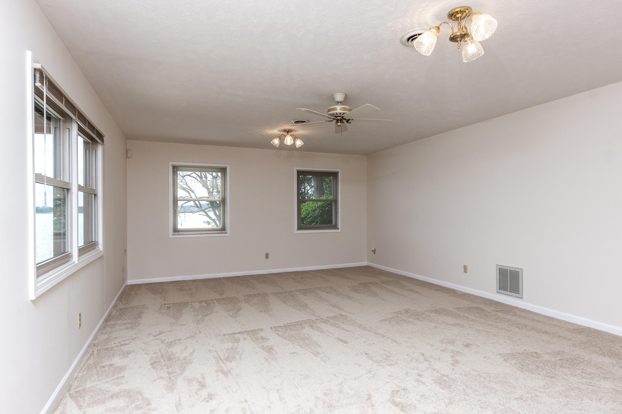 629 Turtle Pointe Bean Station, TN 37708 - Photo 24 of 35 Gallery Image 24