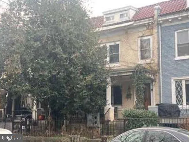 $535,300 | 1522 Spring Place Northwest, Washington, DC 20010