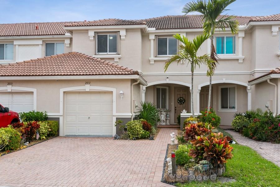 2031 Oakhurst Way Riviera Beach, FL 33404 - Photo 1 of 22 29_2031OakhurstWay_2001_LowRes