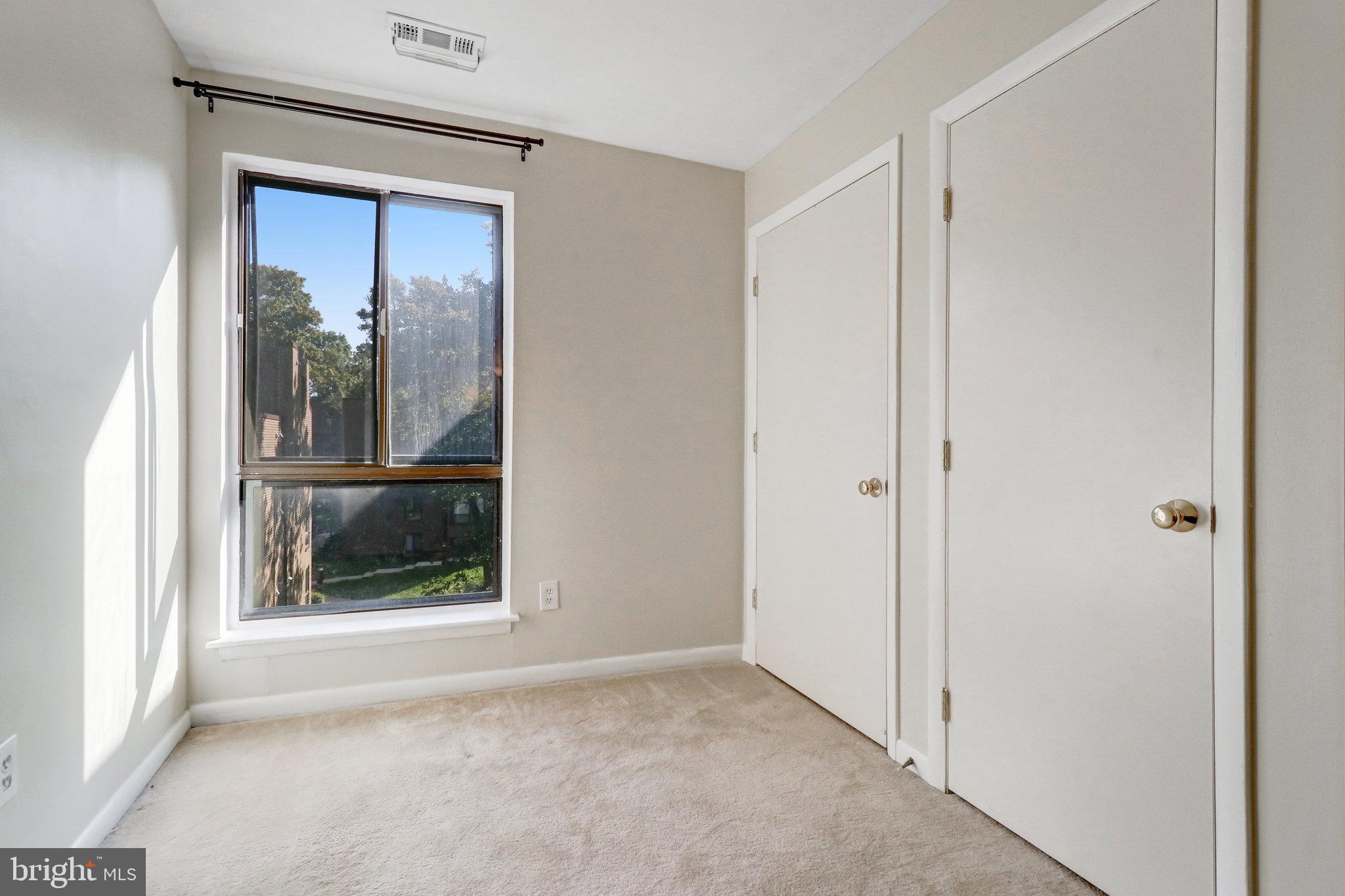 11200 Chestnut Grove Square, Unit 304 Reston, VA 20190 - Photo 16 of 35 Secondary bedroom