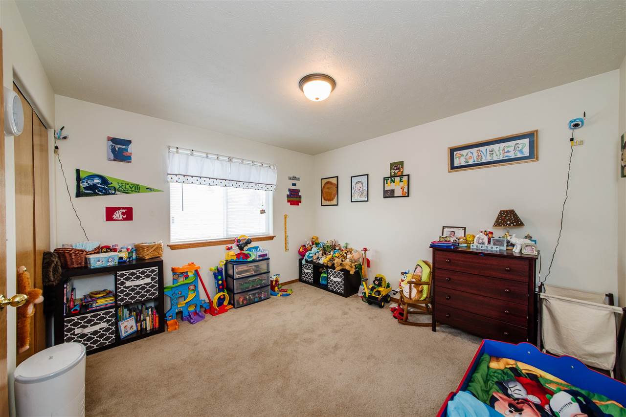 804 South Rees Lane Spokane Valley, WA 99037 - Photo 13 of 20
