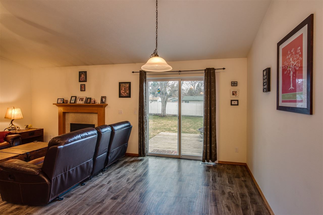 804 South Rees Lane Spokane Valley, WA 99037 - Photo 8 of 20