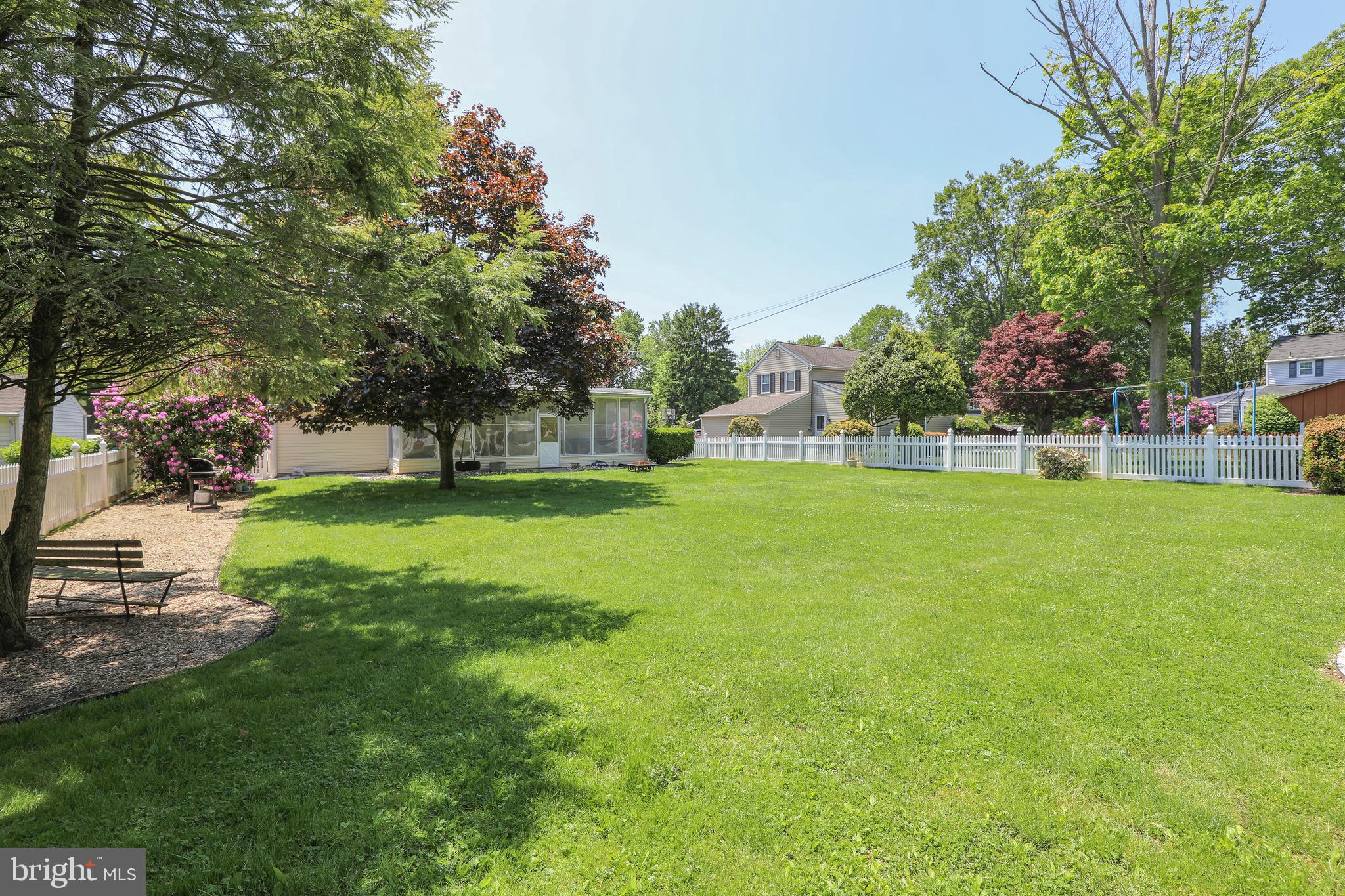 25 Belair Road Warminster, PA 18974 - Photo 2 of 23 View of Back of Home from Back Yard