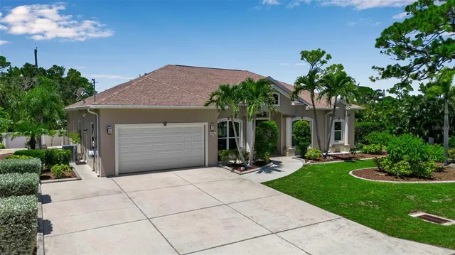 $635,000 | 5988 Viola Road, Venice, FL 34293