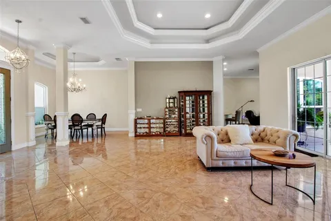 $635,000 | 5988 Viola Road, Venice, FL 34293